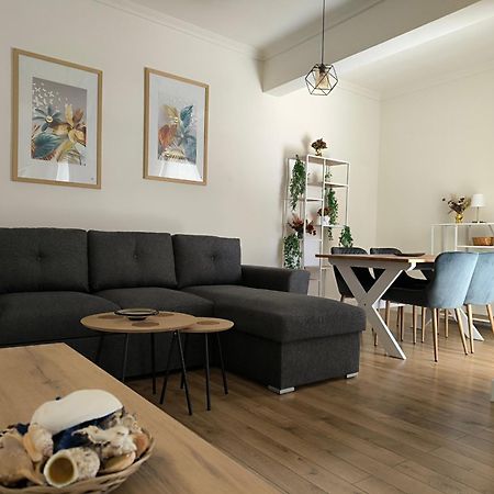 Port View, Veranda, 80 Sqm, Spacious Place For 6 Tesalónica Exterior foto