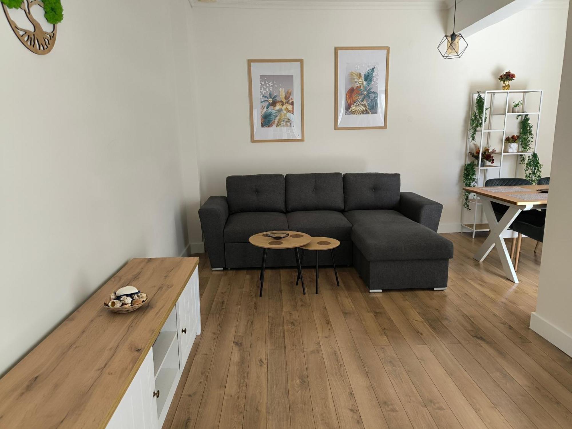 Port View, Veranda, 80 Sqm, Spacious Place For 6 Tesalónica Exterior foto